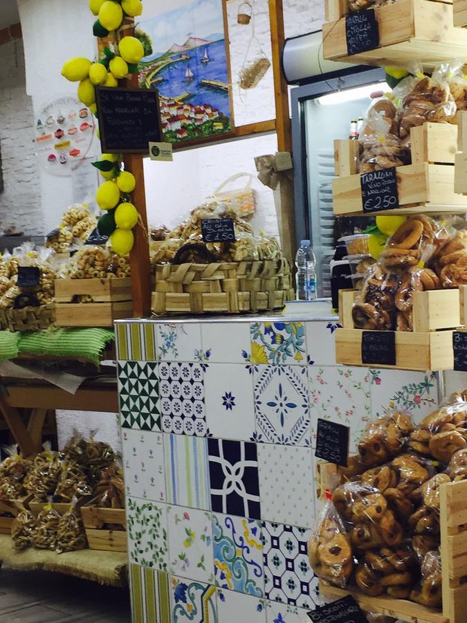 但丁和比阿特丽斯住宿加早餐旅馆 那不勒斯 外观 照片